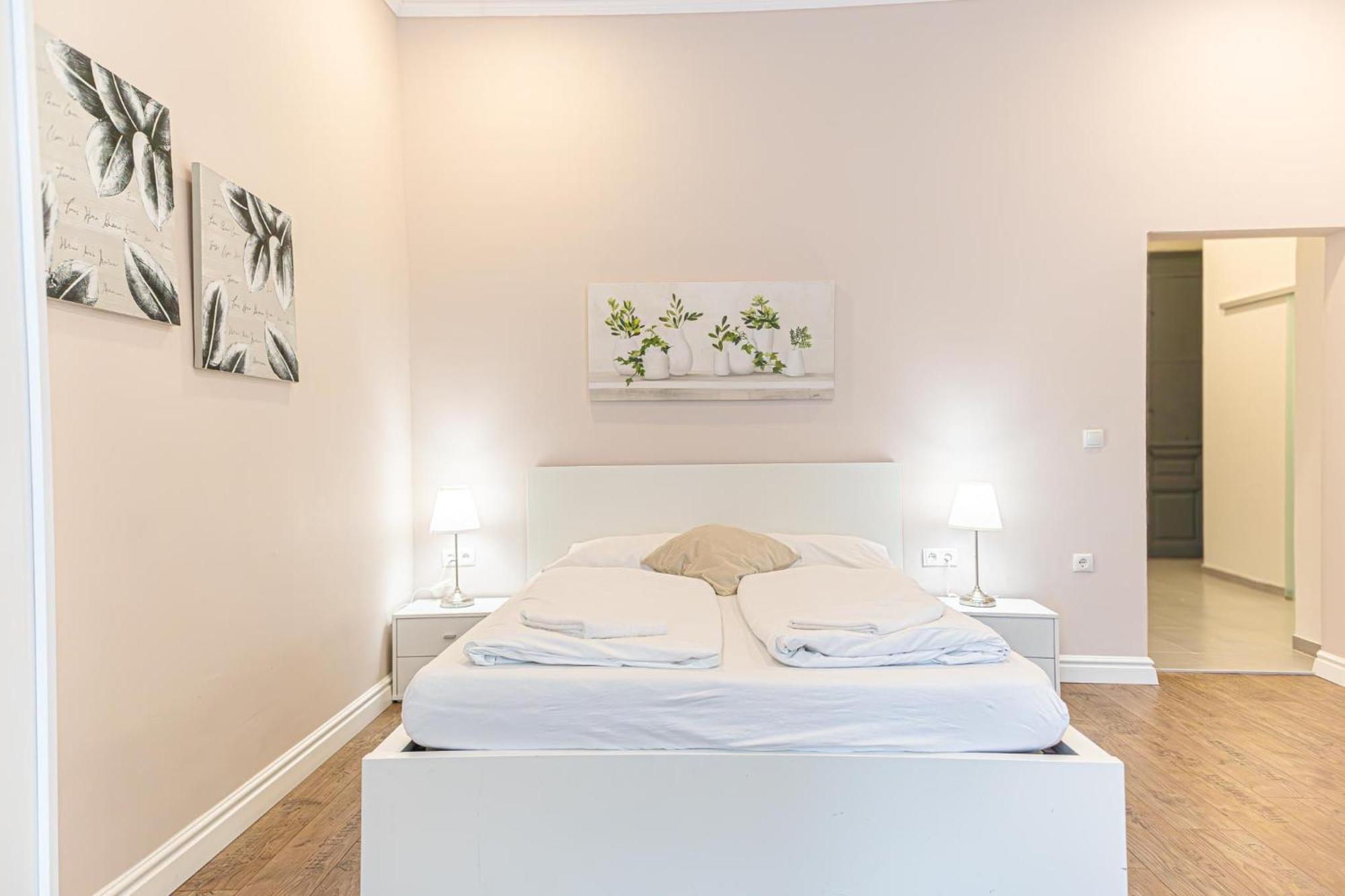 Stylish Studio Apartment Wiener Stadthalle Exterior foto